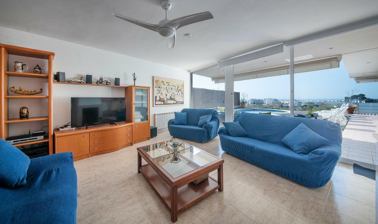 Villa Med Sitges Bagian luar foto