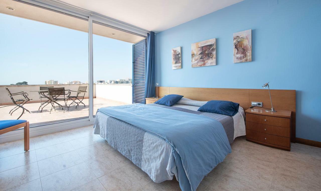 Villa Med Sitges Bagian luar foto