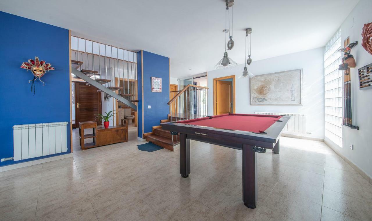 Villa Med Sitges Bagian luar foto